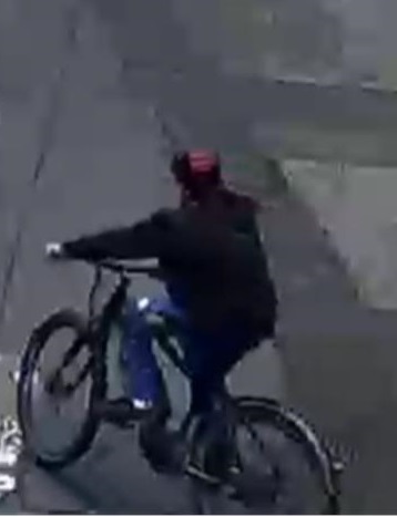 CCTV images issued following knifepoint robbery in Stroud - Visit ...