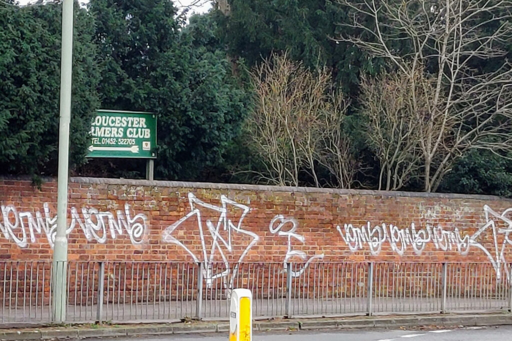 Graffiti on wall in Gloucester